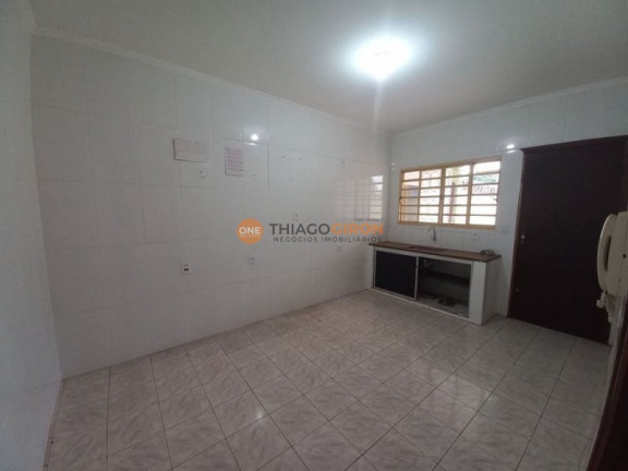 Imagem Casa com 3 Quartos à Venda, 250 m² em Umuarama - Araçatuba