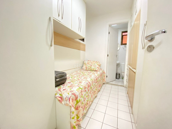 Imagem Apartamento com 4 Quartos à Venda,  em Santa Mônica - Feira De Santana