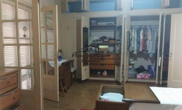 Imagem Sobrado com 5 Quartos à Venda, 460 m² em Vila Paraíba - Guaratinguetá