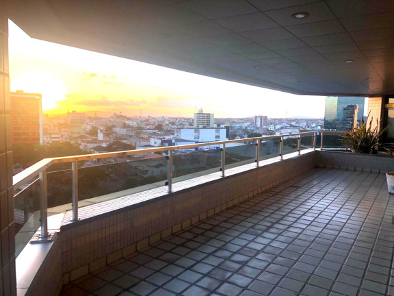 Imagem Apartamento com 4 Quartos à Venda, 300 m² em Centro - Feira De Santana