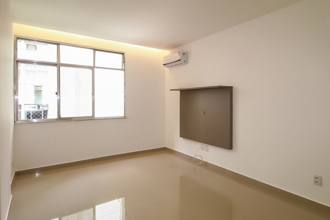 Imagem Apartamento com 2 Quartos à Venda, 68 m² em Lagoa - Rio De Janeiro