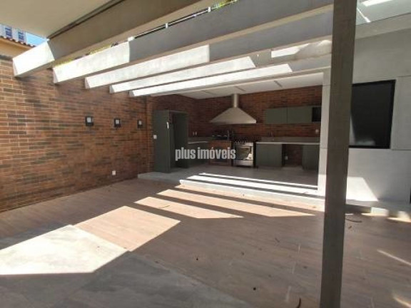 Casa com 3 Quartos à Venda, 500 m² em Jardim Europa - São Paulo
