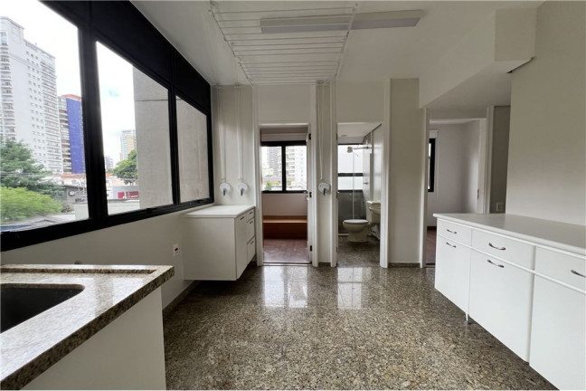 Apartamento com 4 Quartos à Venda, 318 m² em Vila Nova Conceição - São Paulo