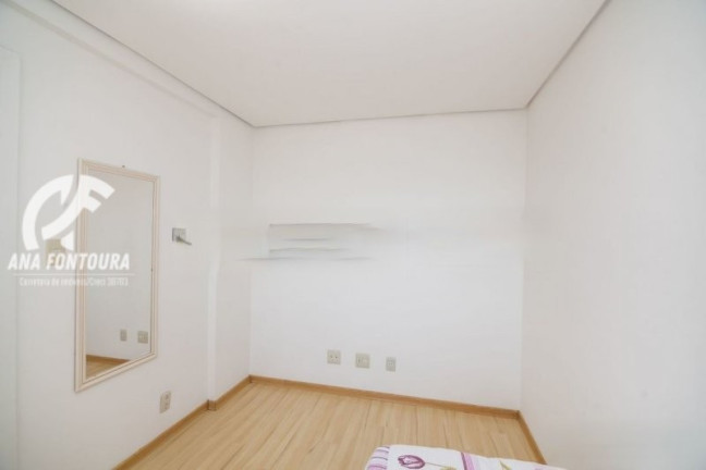 Imagem Apartamento com 2 Quartos à Venda, 68 m² em Jardim Lindóia - Porto Alegre