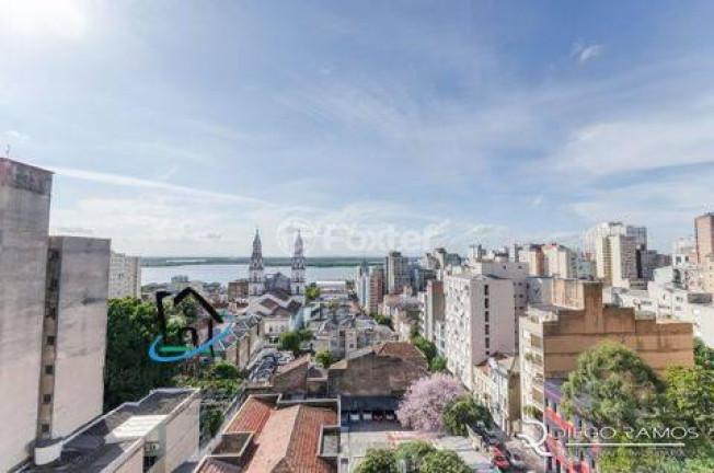 Imagem Apartamento com 2 Quartos à Venda, 75 m² em Centro Histórico - Porto Alegre