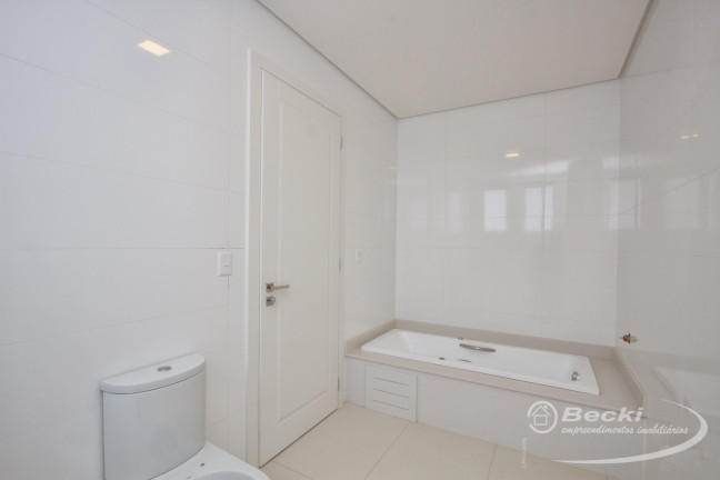 Imagem Apartamento com 4 Quartos à Venda, 254 m² em Centro - Joinville