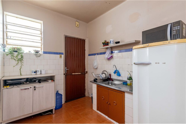 Imagem Casa com 4 Quartos à Venda, 98 m² em Petrópolis - Porto Alegre