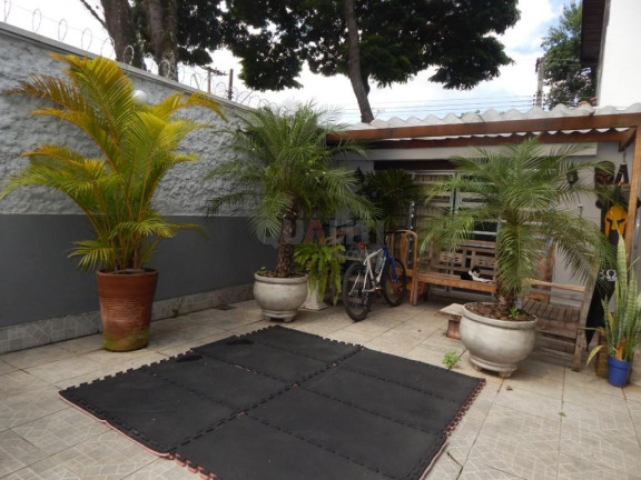 Imagem Casa com 4 Quartos para Alugar, 192 m² em Moema - São Paulo