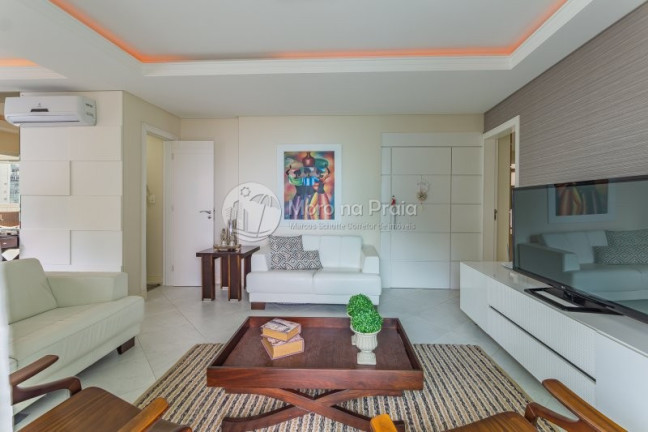 Imagem Apartamento com 3 Quartos à Venda, 161 m² em Centro - Balneário Camboriú