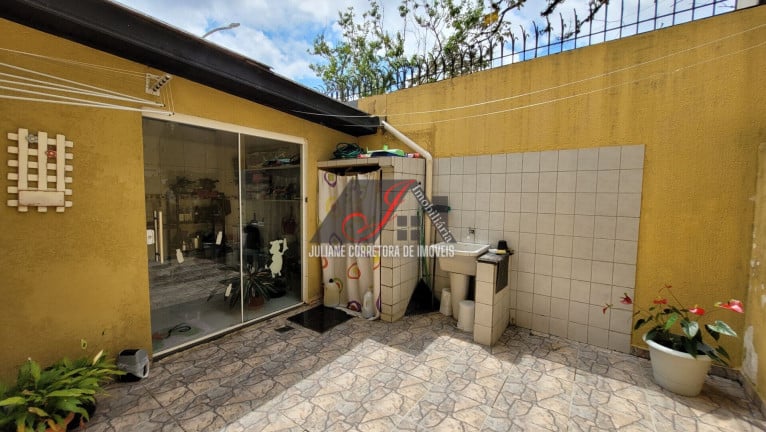 Imagem Sobrado com 4 Quartos à Venda, 107 m² em Fazendinha - Curitiba