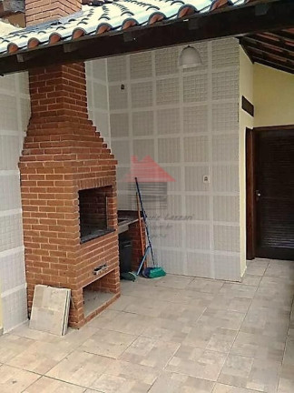 Imagem Casa com 4 Quartos à Venda, 280 m² em Centro - Peruíbe