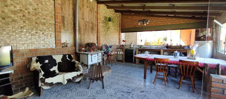 Imagem Casa com 3 Quartos à Venda, 2.500 m² em Ermo - Guaíba