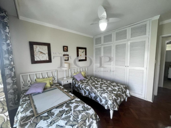 Imagem Apartamento com 3 Quartos à Venda, 181 m² em Pitangueiras - Guarujá