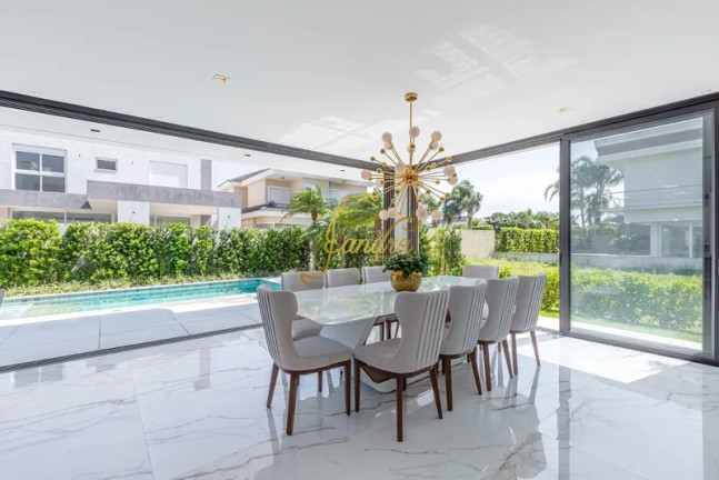 Imagem Casa de Condomínio com 6 Quartos à Venda, 370 m² em Zona Nova - Capão Da Canoa