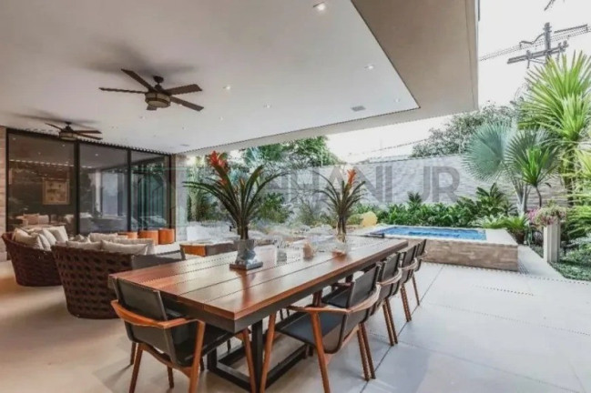 Imagem Casa com 6 Quartos à Venda, 1.300 m² em Jardim Europa - São Paulo