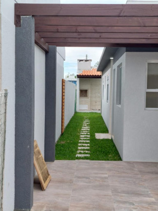 Imagem Casa com 2 Quartos à Venda, 70 m² em Village - Capao Da Canoa