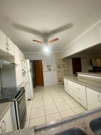 Imagem Casa com 3 Quartos à Venda, 198 m² em Vila Alba - Campo Grande