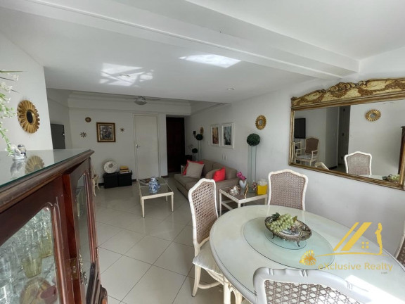 Imagem Apartamento com 3 Quartos à Venda, 75 m² em Candeal - Salvador