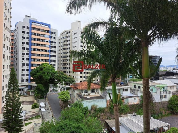 Imagem Apartamento com 2 Quartos à Venda, 85 m² em Centro - Florianópolis