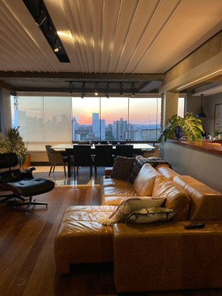 Imagem Apartamento com 4 Quartos à Venda, 390 m² em Petrópolis - Porto Alegre
