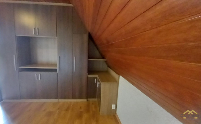 Imagem Imóvel com 4 Quartos à Venda, 221 m² em Medeiros - Jundiaí
