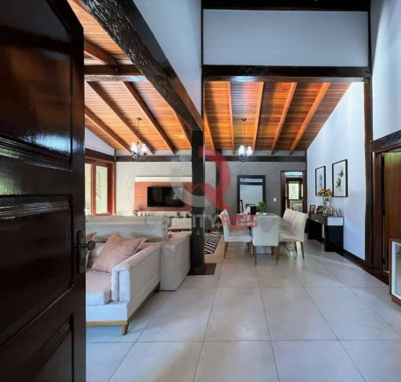 Imagem Casa de Condomínio com 3 Quartos à Venda, 320 m² em Chácara Dos Lagos - Carapicuíba