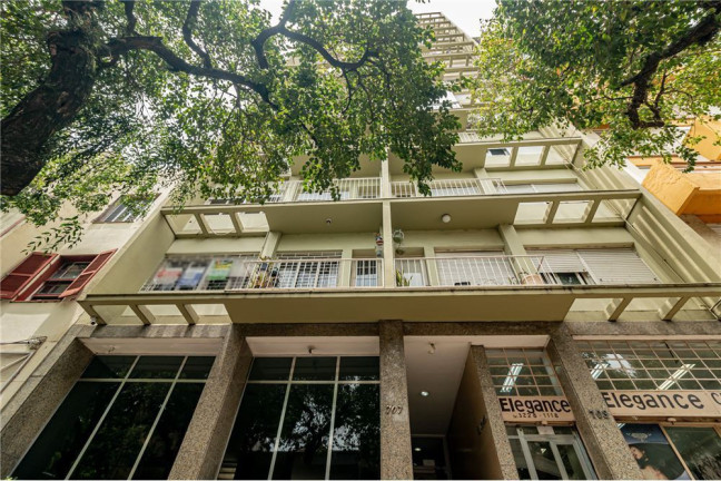 Imagem Apartamento com 2 Quartos à Venda, 77 m² em Centro Histórico - Porto Alegre