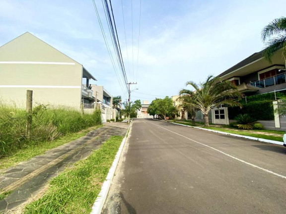 Imagem Terreno à Venda, 300 m² em Moinhos De Vento - Canoas