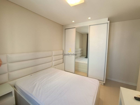 Imagem Apartamento com 3 Quartos à Venda, 120 m² em Meia Praia - Itapema