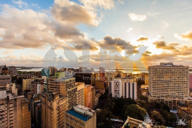 Imagem Apartamento com 3 Quartos à Venda, 205 m² em Centro Histórico - Porto Alegre