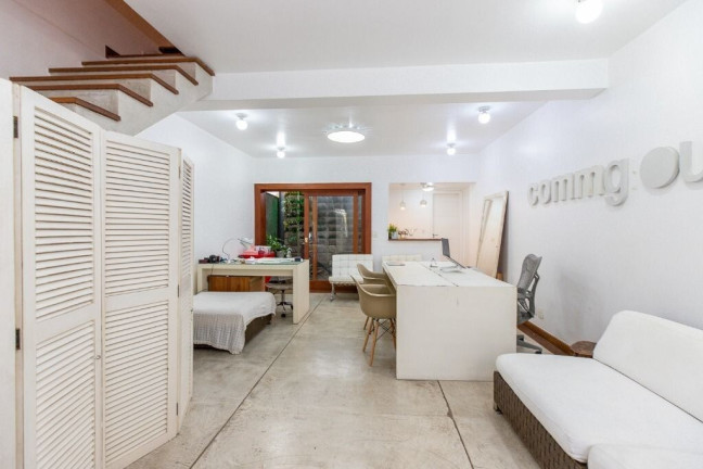 Imagem Casa com 3 Quartos à Venda, 150 m² em Jardins - São Paulo