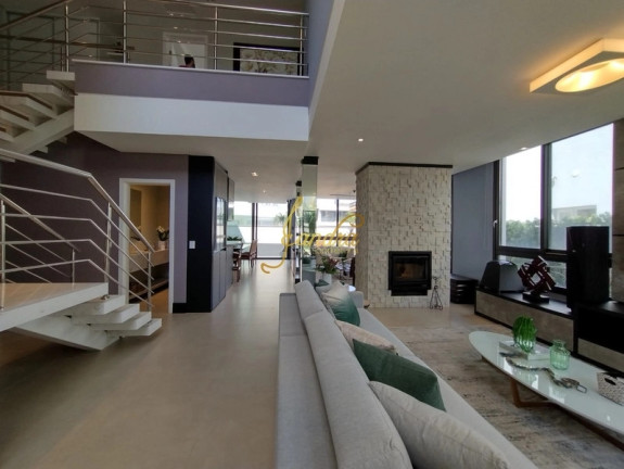 Imagem Casa de Condomínio com 5 Quartos à Venda, 397 m² em Remanso - Xangri-la