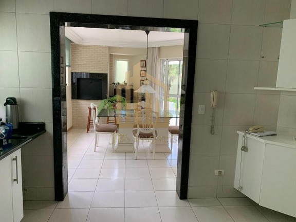 Imagem Casa com 3 Quartos à Venda, 304 m² em Uberaba - Curitiba