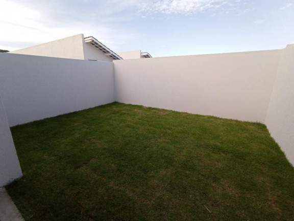 Imagem Casa com 2 Quartos à Venda, 68 m² em Pires Façanha - Eusébio