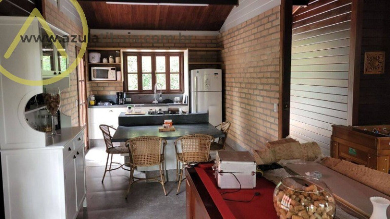 Imagem Casa com 3 Quartos à Venda, 196 m² em Alpes Da Cantareira - Mairiporã