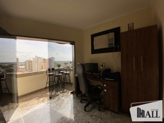 Imagem Apartamento com 3 Quartos à Venda, 134 m² em Centro - São José Do Rio Preto