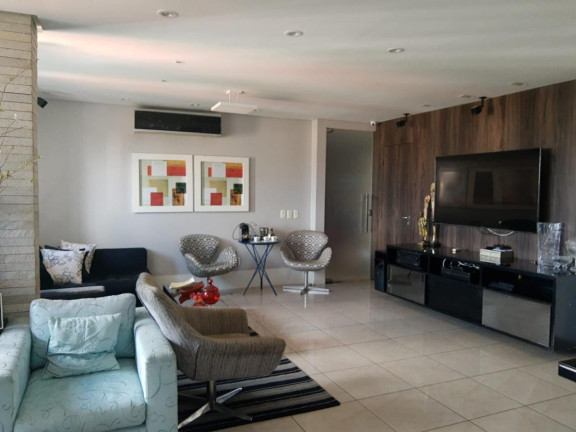 Imagem Apartamento com 3 Quartos à Venda, 138 m² em Jóquei - Teresina