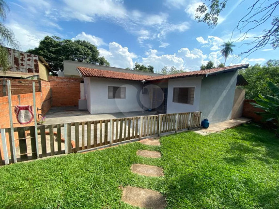 Imagem Fazenda à Venda, 270 m² em Chácaras Das Flores - Lençóis Paulista