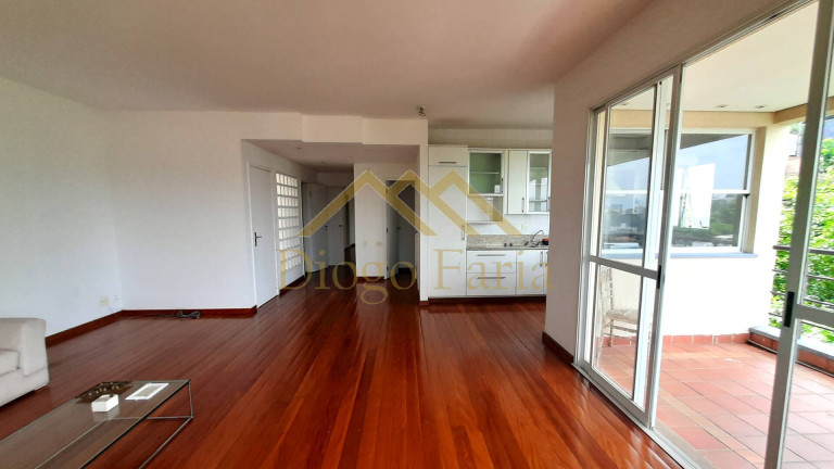 Imagem Casa de Condomínio com 3 Quartos à Venda, 211 m² em Vila Madalena - São Paulo