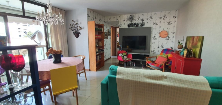 Imagem Apartamento com 2 Quartos à Venda, 75 m² em Icaraí - Niterói