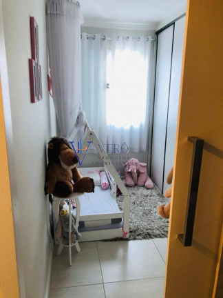 Imagem Apartamento com 3 Quartos à Venda, 73 m² em Jardim Tupanci - Barueri