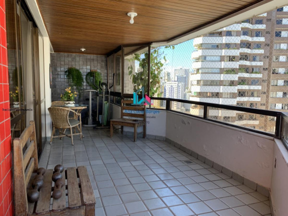 Imagem Apartamento com 5 Quartos à Venda, 304 m² em Jardim Apipema - Salvador