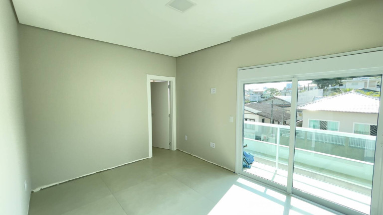 Imagem Casa com 3 Quartos à Venda, 180 m² em Centro - Barra Velha