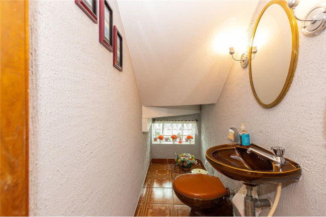 Casa com 3 Quartos à Venda,  em Vila Ipojuca - São Paulo