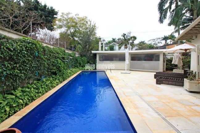 Casa com 3 Quartos à Venda, 413 m² em Alto De Pinheiros - São Paulo