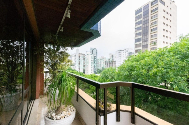 Imagem Apartamento com 3 Quartos à Venda, 350 m² em Moema - São Paulo