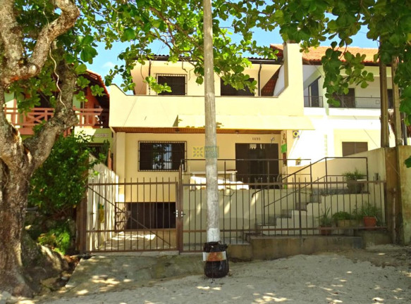 Imagem Casa com 3 Quartos para Alugar ou Temporada, 300 m² em Centro - Porto Belo