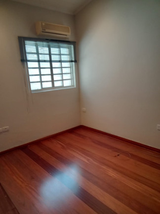 Casa com 3 Quartos à Venda, 140 m² em Moema - São Paulo
