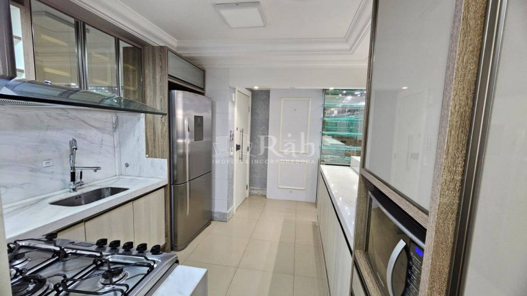 Imagem Apartamento com 2 Quartos à Venda, 111 m² em Centro - Balneário Camboriú