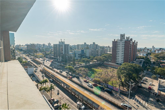 Imagem Apartamento com 1 Quarto à Venda, 30 m² em Vila Ipiranga - Porto Alegre